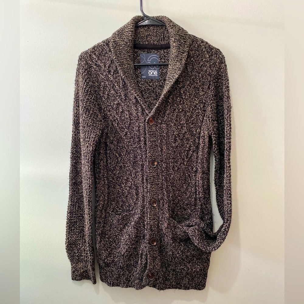 Knit cardigan sweater button up